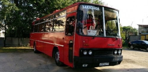 на фото: Продам автобус Икарус Б/у, 1989г.- Москва